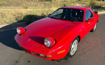 Porsche-928-1986-28