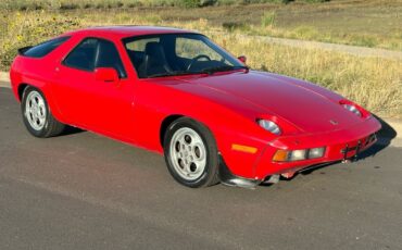 Porsche-928-1986-37