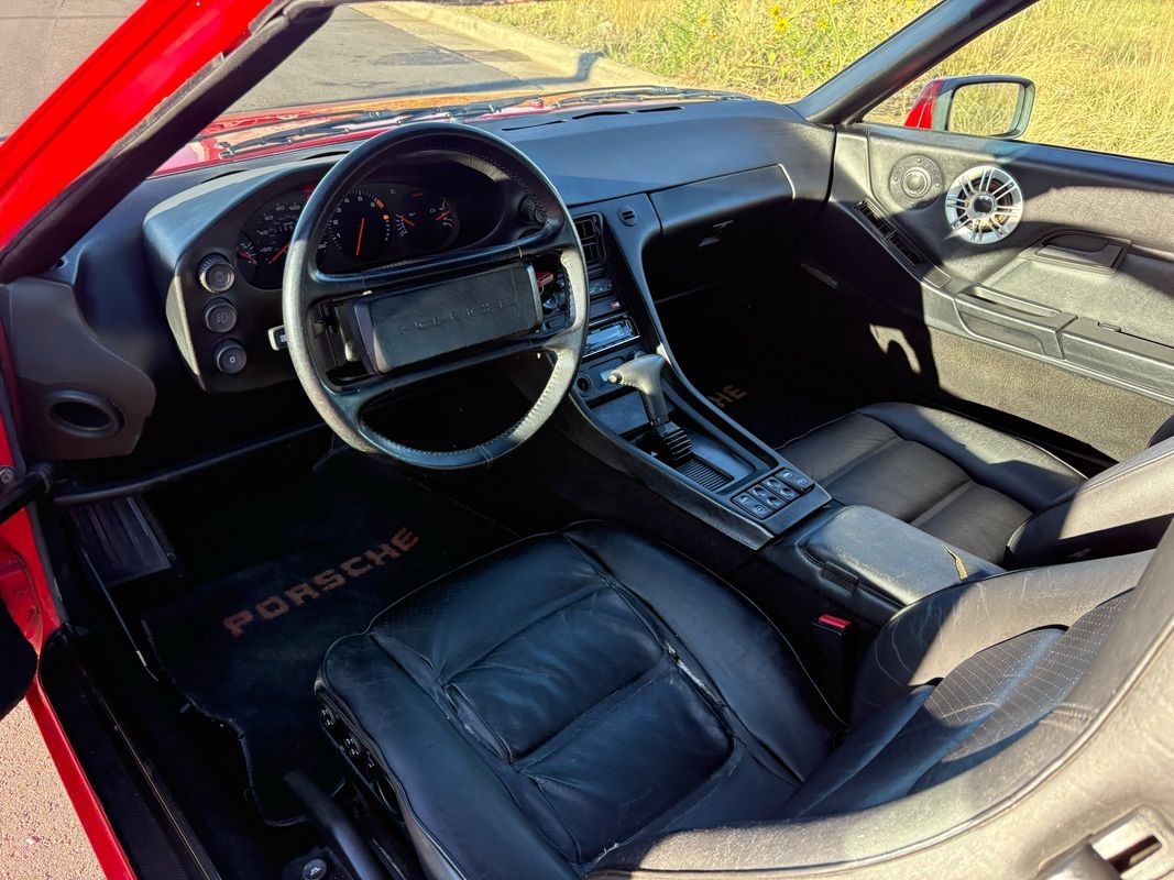 Porsche-928-1986-8