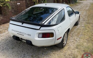 Porsche-928-1986-Coupe-11