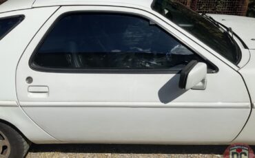 Porsche-928-1986-Coupe-13