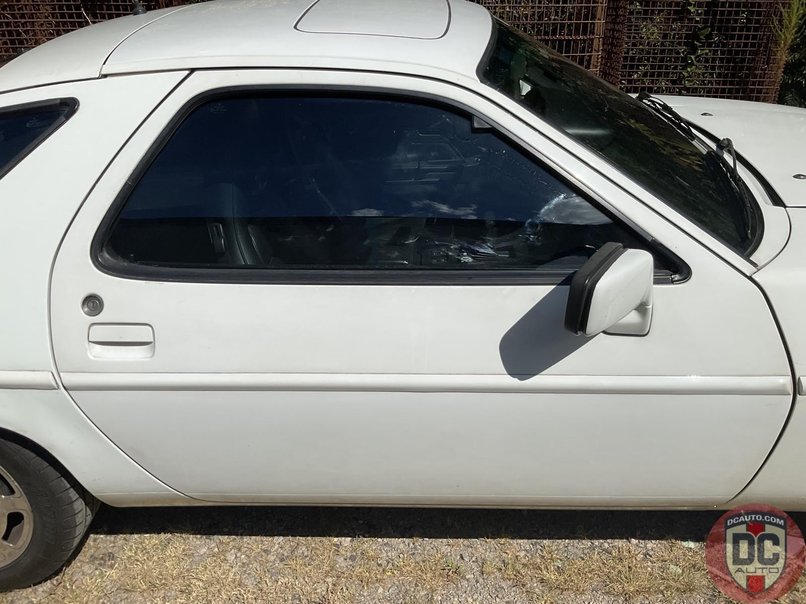 Porsche-928-1986-Coupe-13