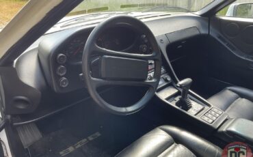 Porsche-928-1986-Coupe-17