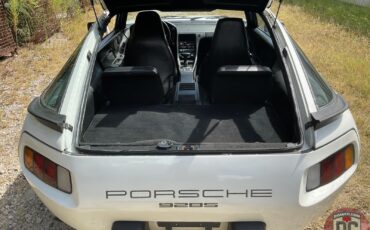 Porsche-928-1986-Coupe-9