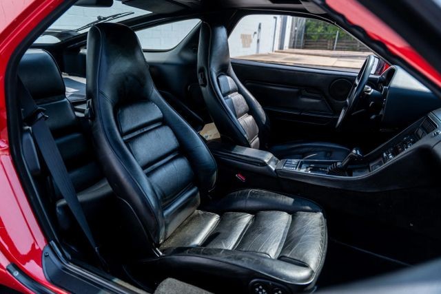 Porsche-928-1987-Coupe-2