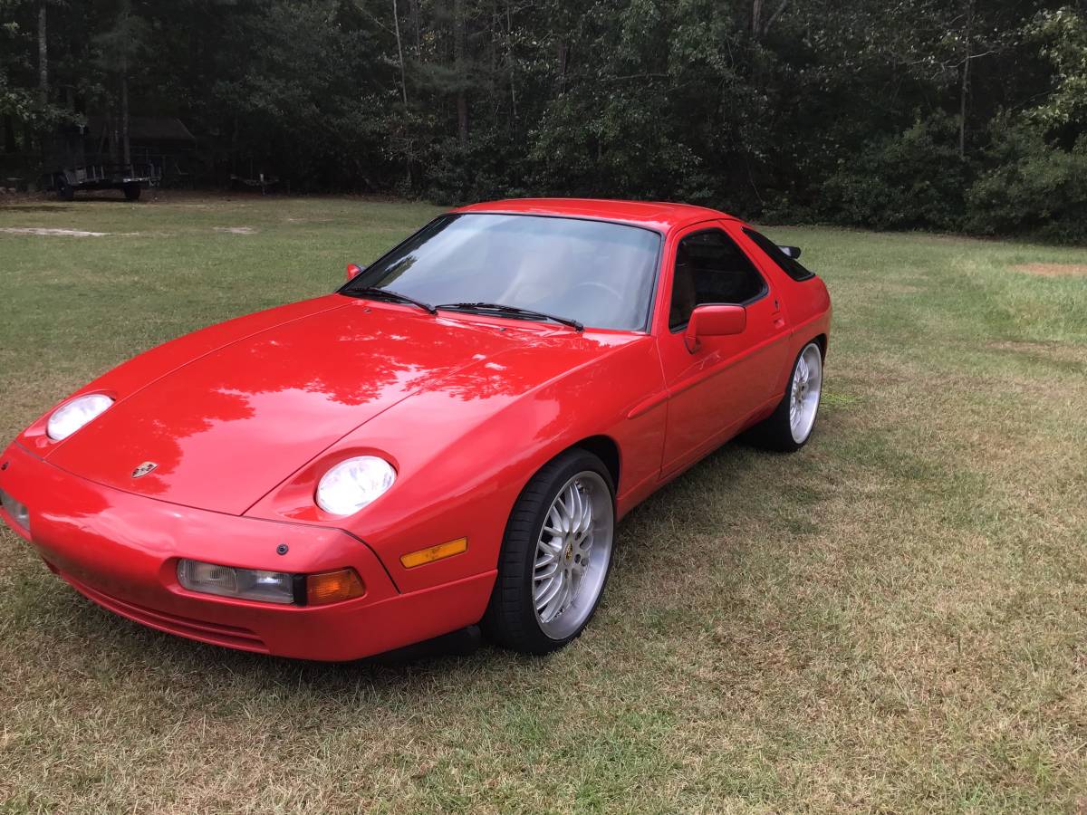 Porsche-928-1988-red-1