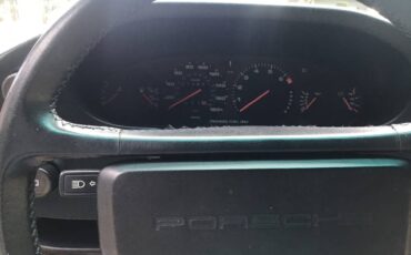 Porsche-928-1988-red-12