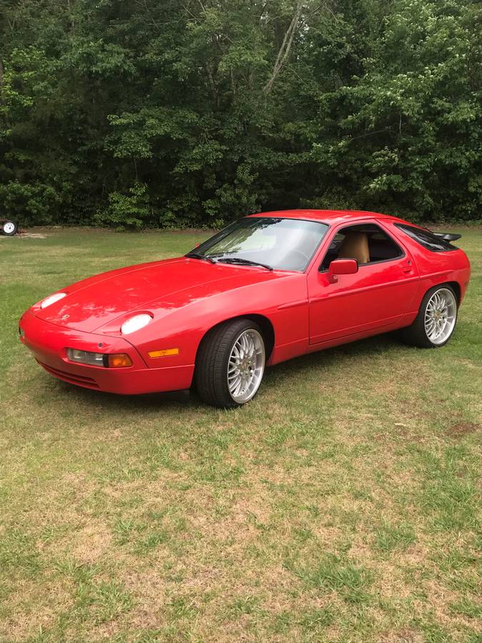 Porsche-928-1988-red-18