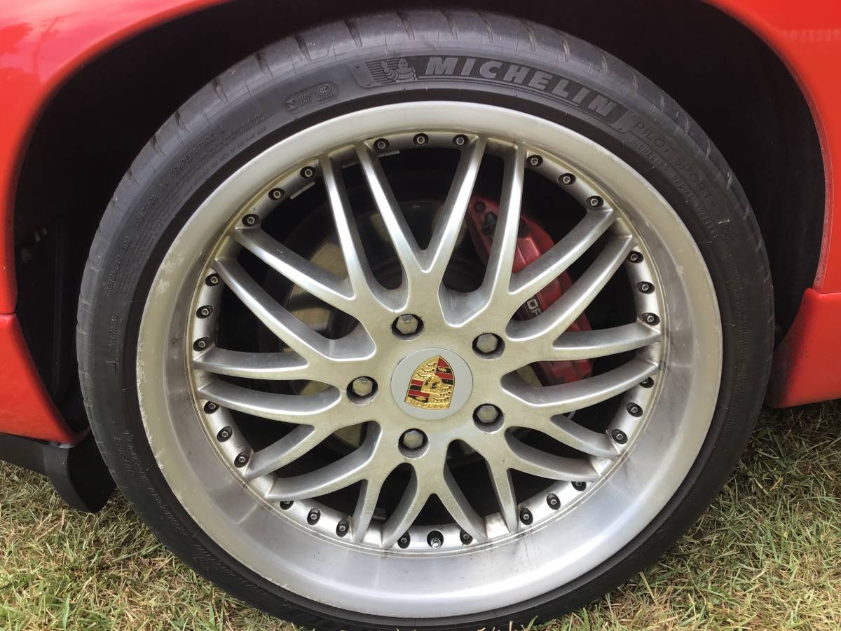 Porsche-928-1988-red-3