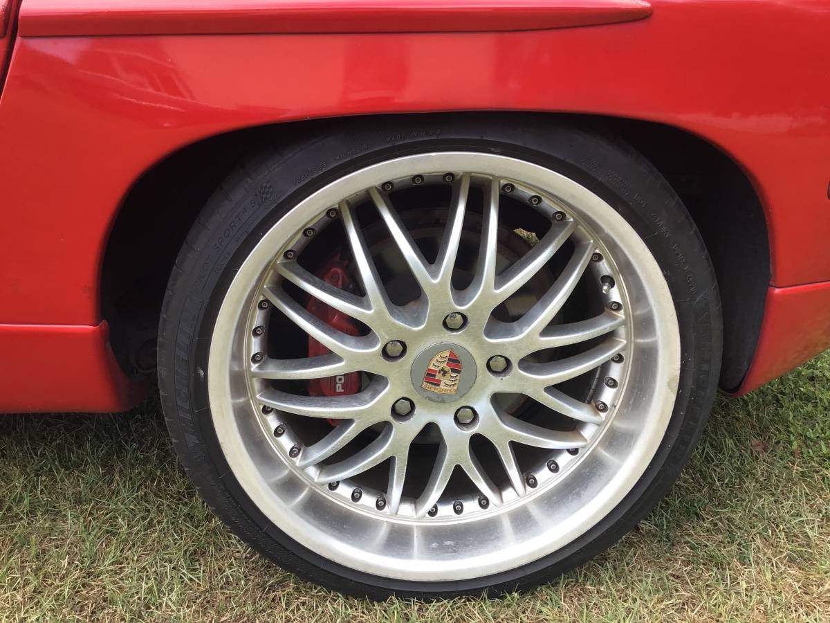 Porsche-928-1988-red-4