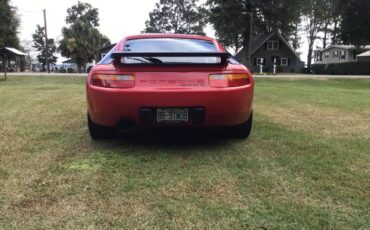 Porsche-928-1988-red-5