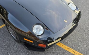 Porsche-928-1989-black-19