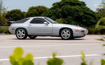 Porsche-928-1994-Hatchback-10