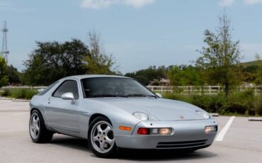 Porsche-928-1994-Hatchback-11