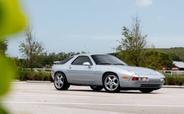 Porsche-928-1994-Hatchback-12