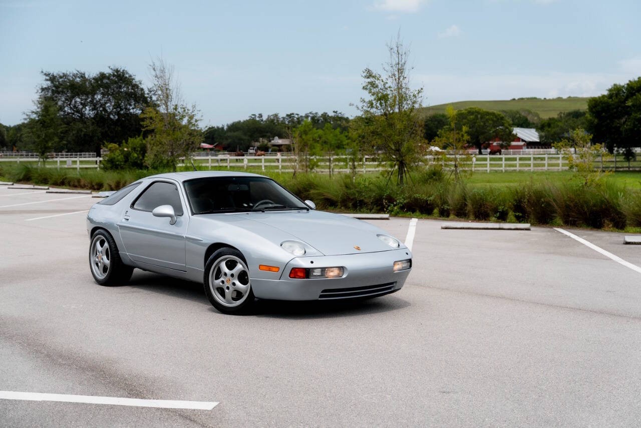 Porsche-928-1994-Hatchback-15