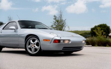 Porsche-928-1994-Hatchback-16