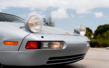 Porsche-928-1994-Hatchback-19