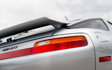 Porsche-928-1994-Hatchback-29