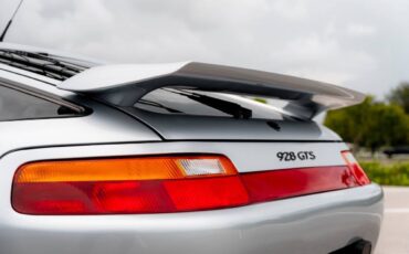 Porsche-928-1994-Hatchback-33