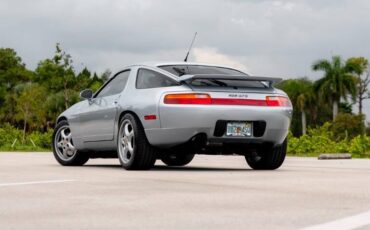 Porsche-928-1994-Hatchback-37