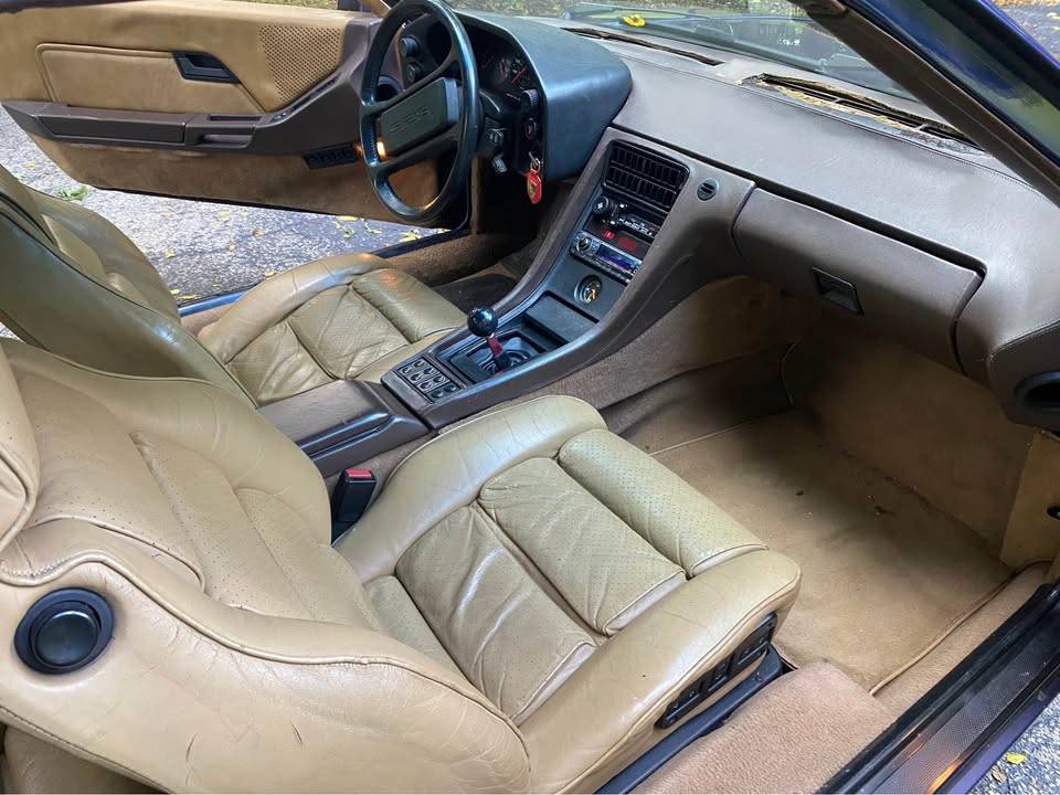 Porsche-928-coupe-1982-blue-3
