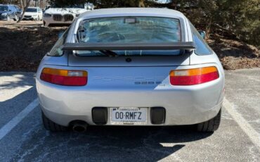 Porsche-928-s4-1987-silver-7