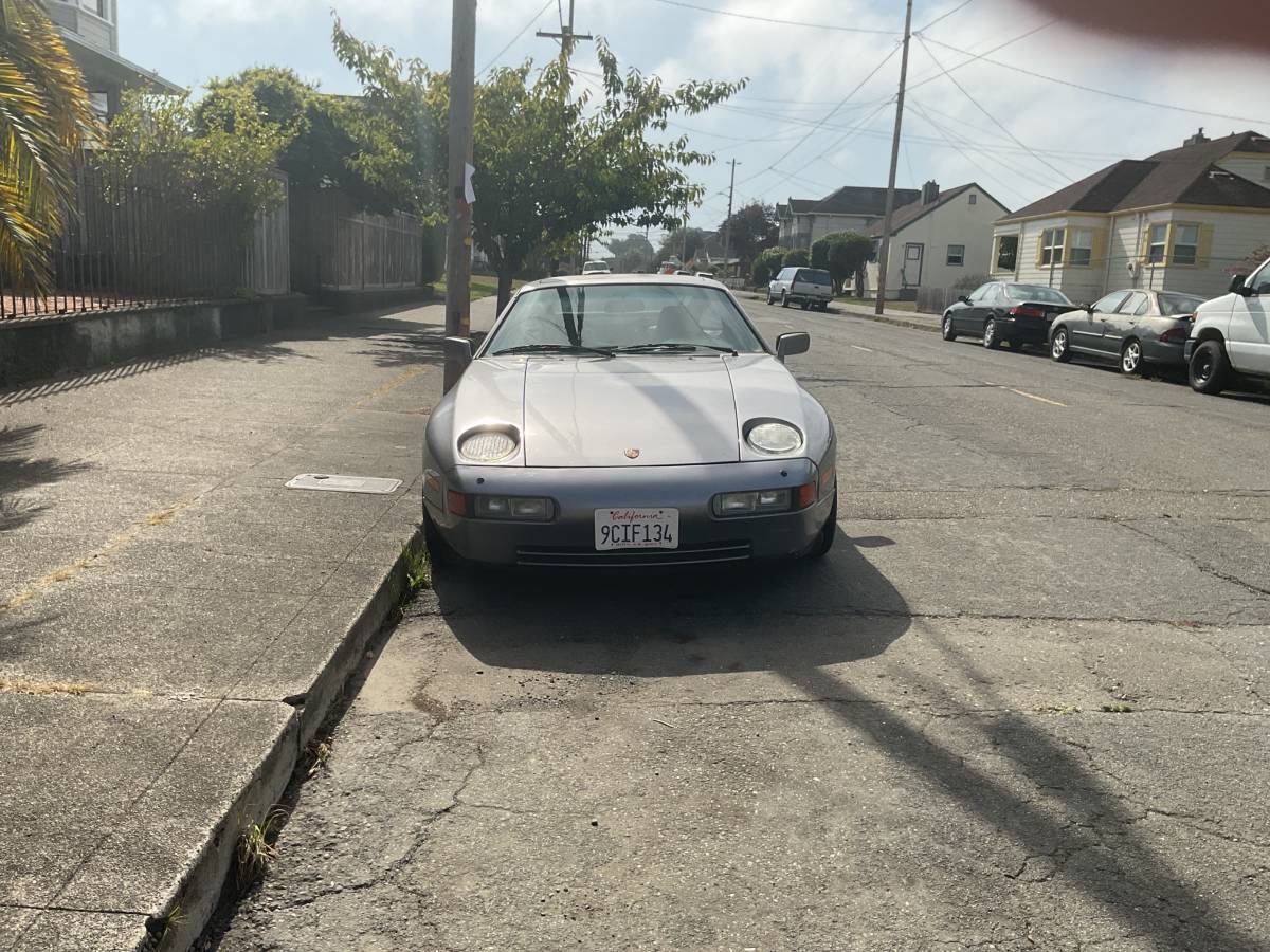 Porsche-928s4-1987-1