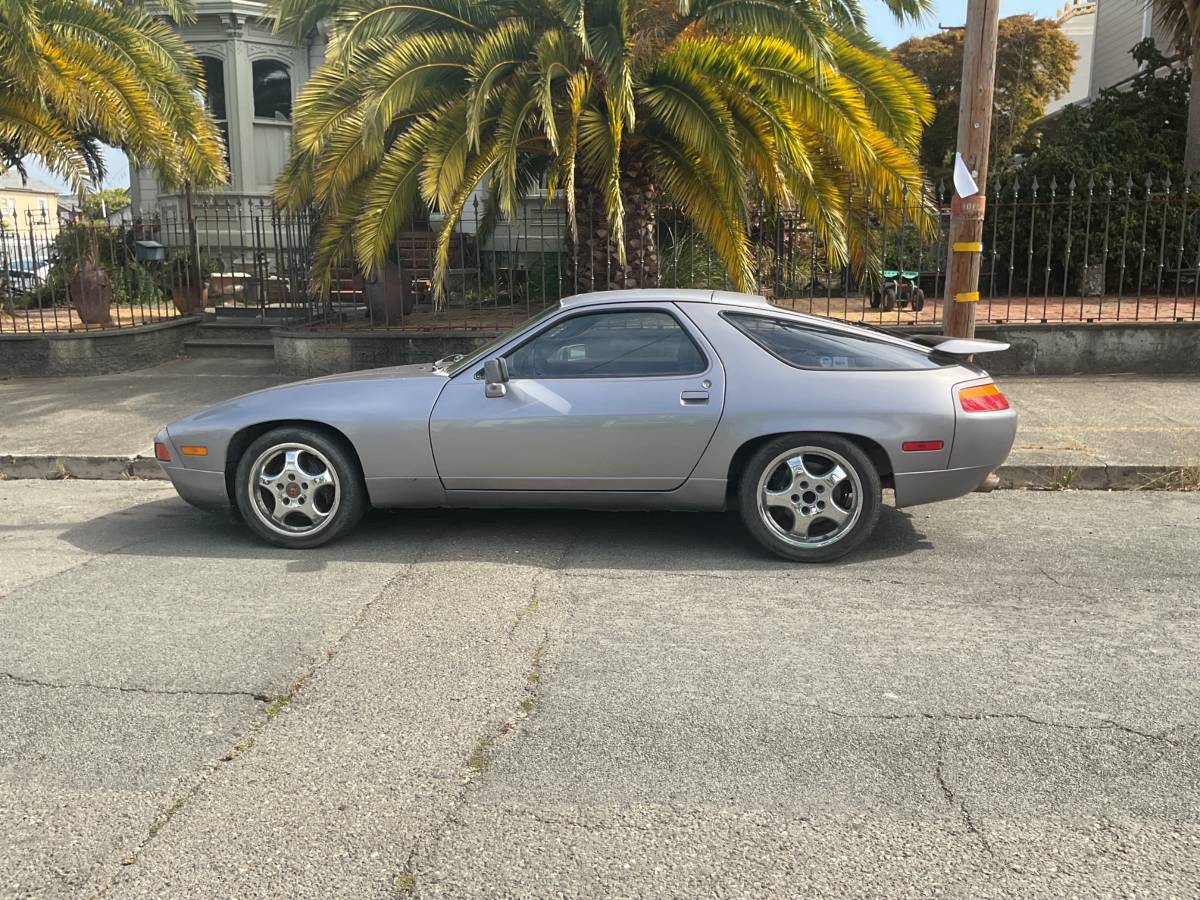 Porsche-928s4-1987