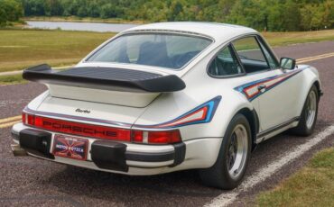 Porsche-930-Turbo-1978-Coupe-2