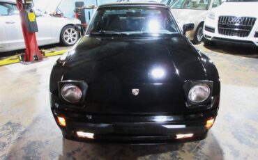 Porsche-944-1984-Hatchback-14