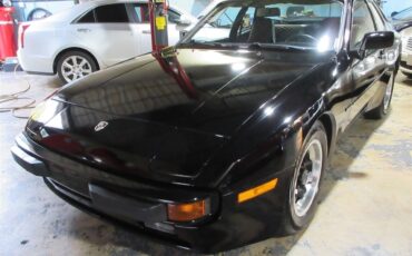 Porsche-944-1984-Hatchback