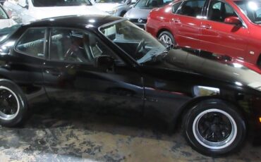 Porsche-944-1984-Hatchback-9