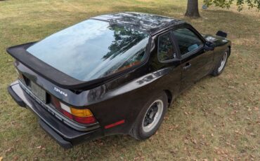Porsche-944-1984-black-13