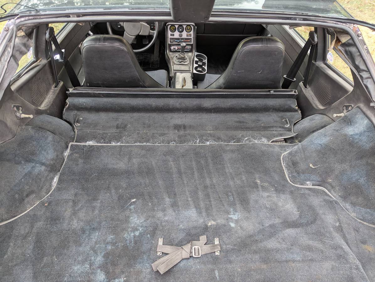 Porsche-944-1984-black-5