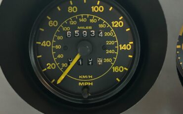 Porsche-944-1985-Coupe-14