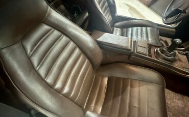 Porsche-944-1985-Coupe-20