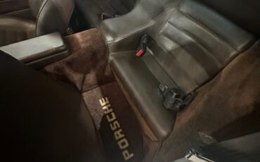Porsche-944-1985-Coupe-24