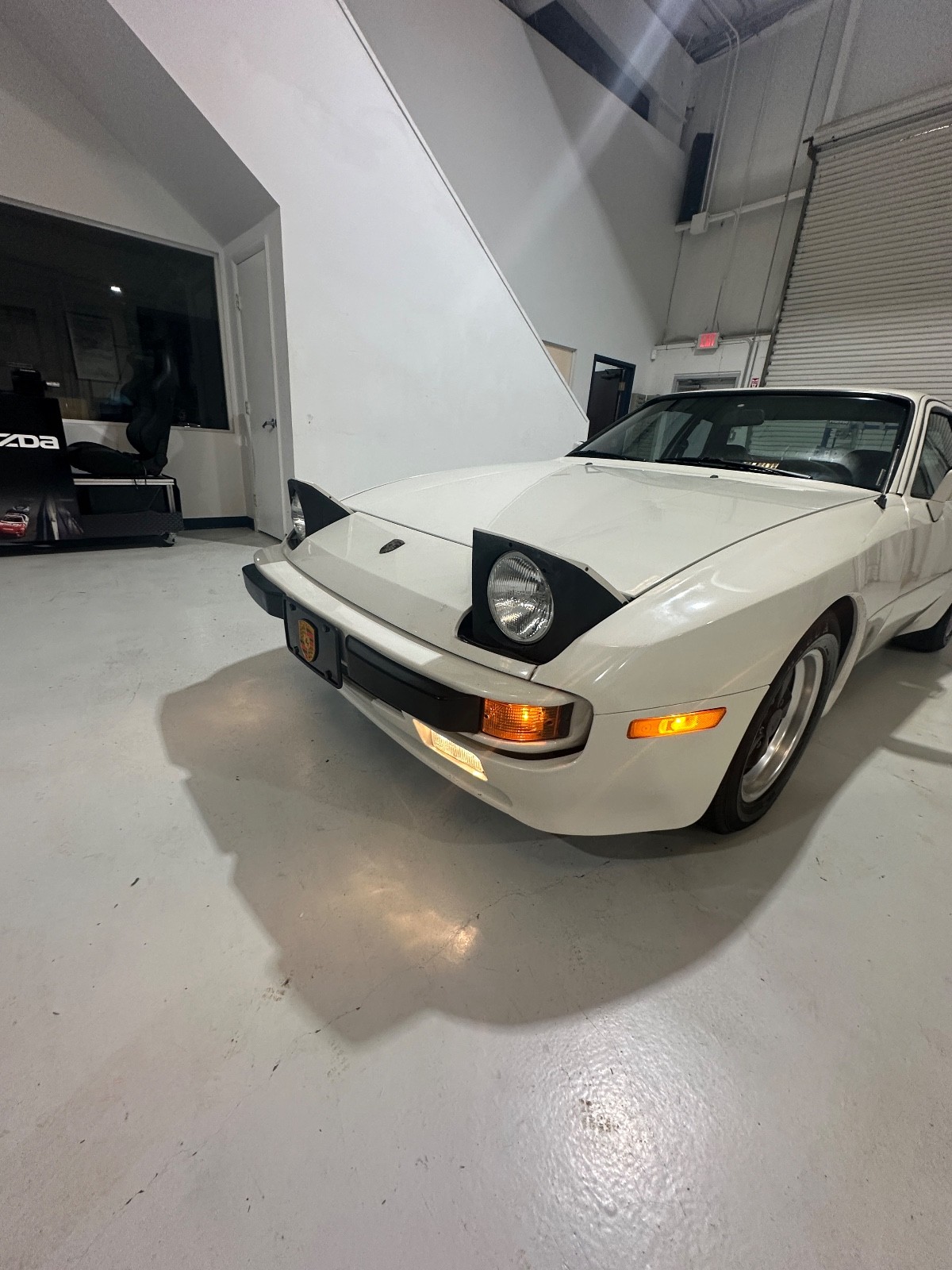 Porsche-944-1985-Coupe-6