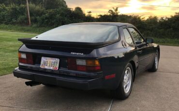 Porsche-944-1986-Coupe-1