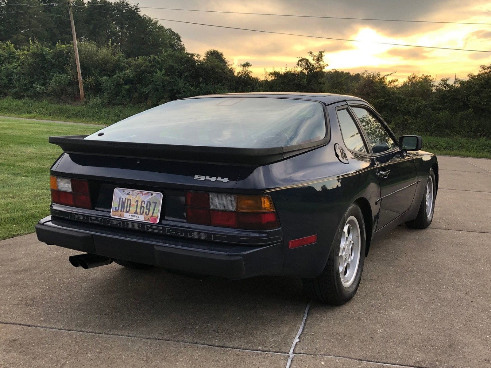 Porsche-944-1986-Coupe-1