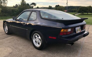 Porsche-944-1986-Coupe-2