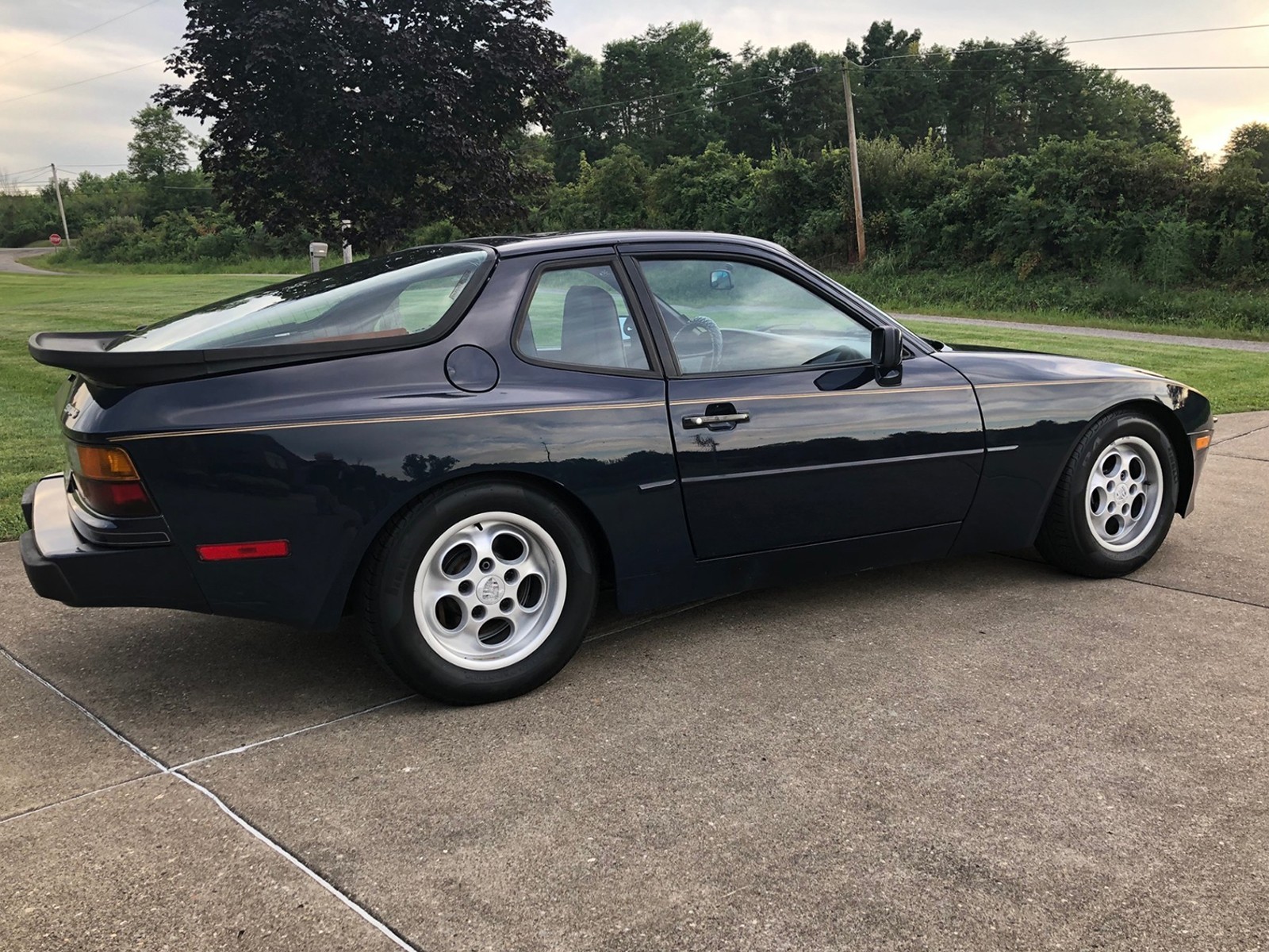 Porsche-944-1986-Coupe