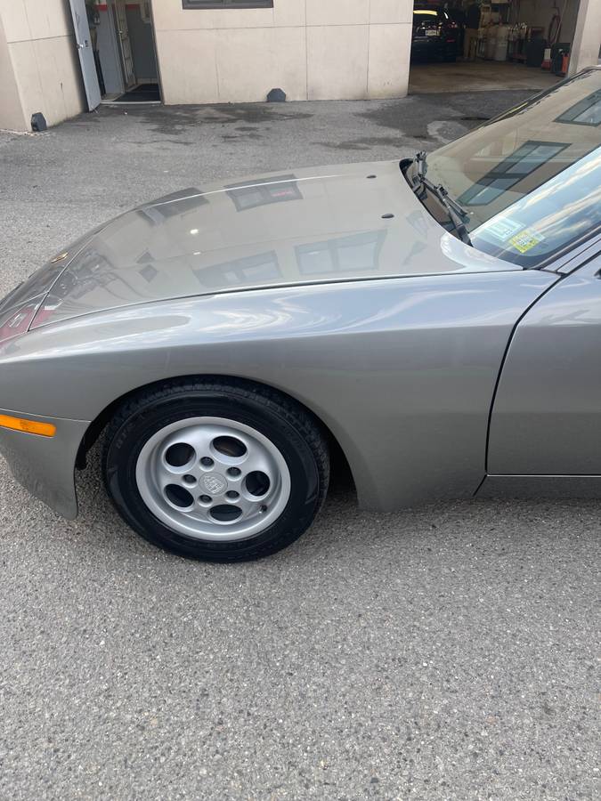 Porsche-944-1987-grey-1