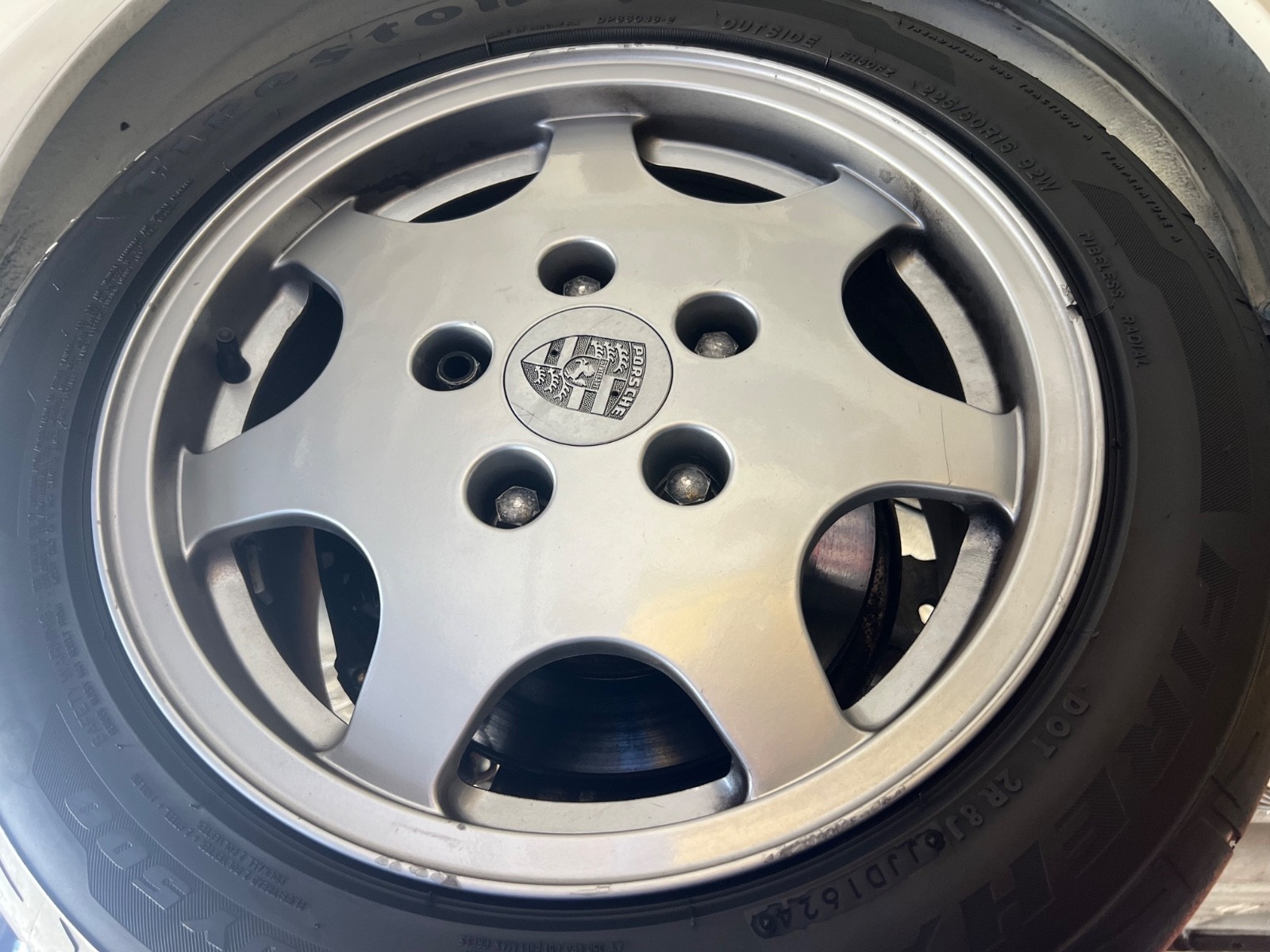 Porsche-944-1989-Coupe-23