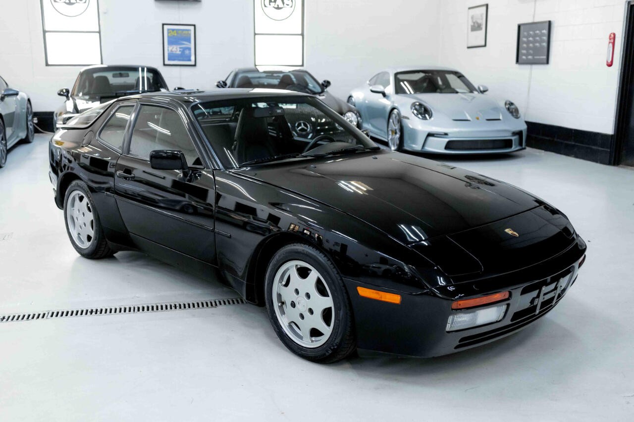 Porsche-944-1991-Coupe-9