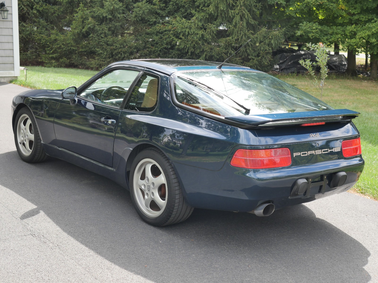 Porsche-968-1993-Coupe-2