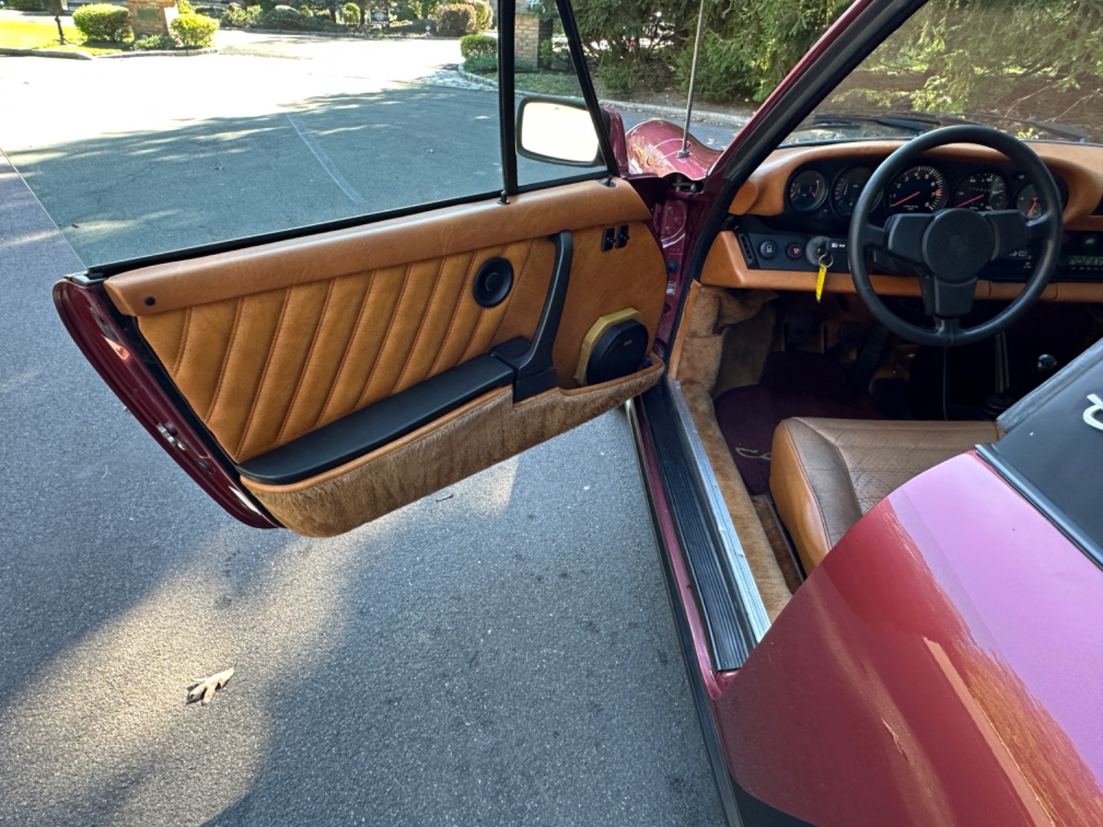 Porsche-Carrera-3.0-1977-targa-17