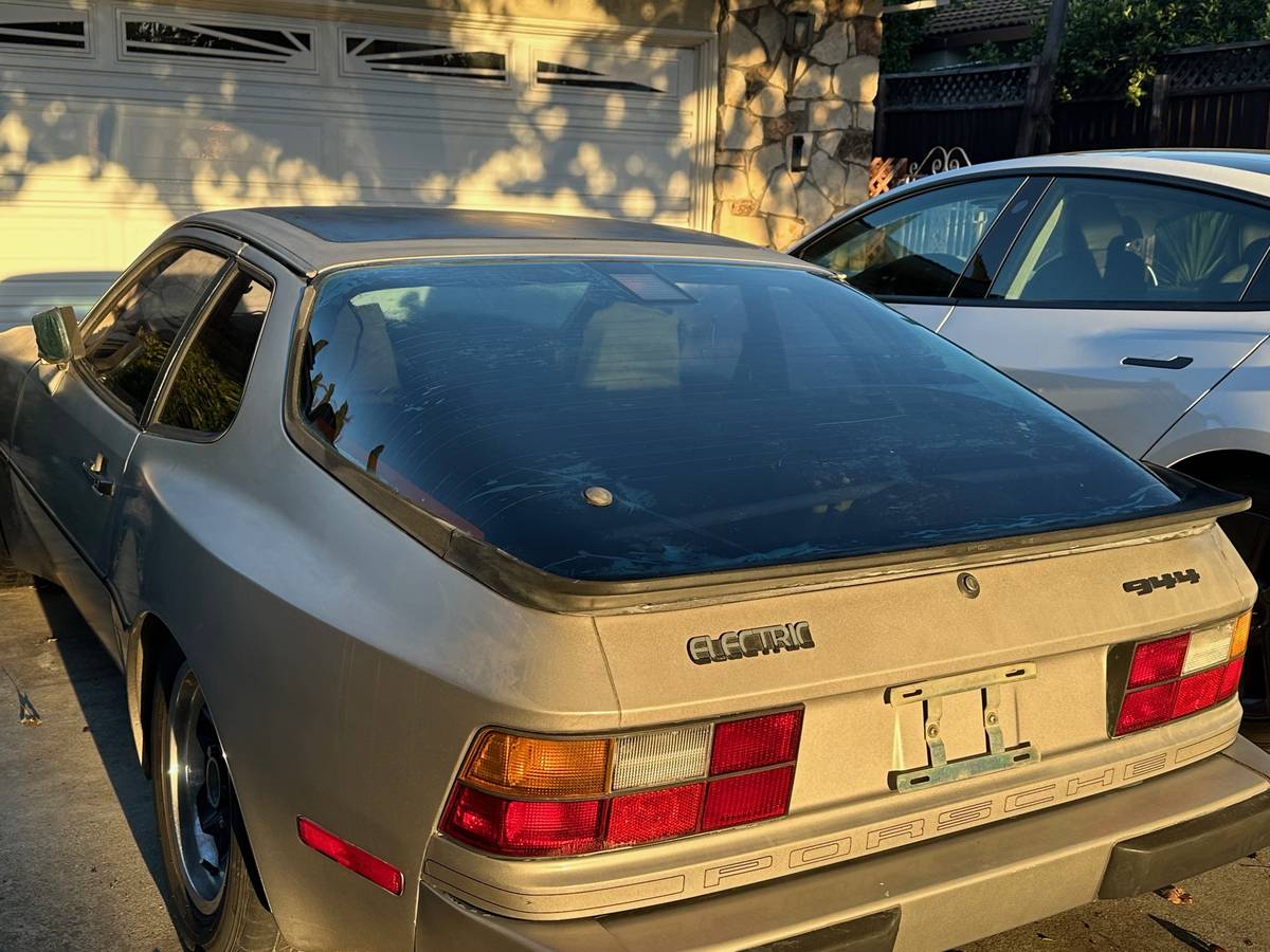 Porsche-electric-1985-grey-1