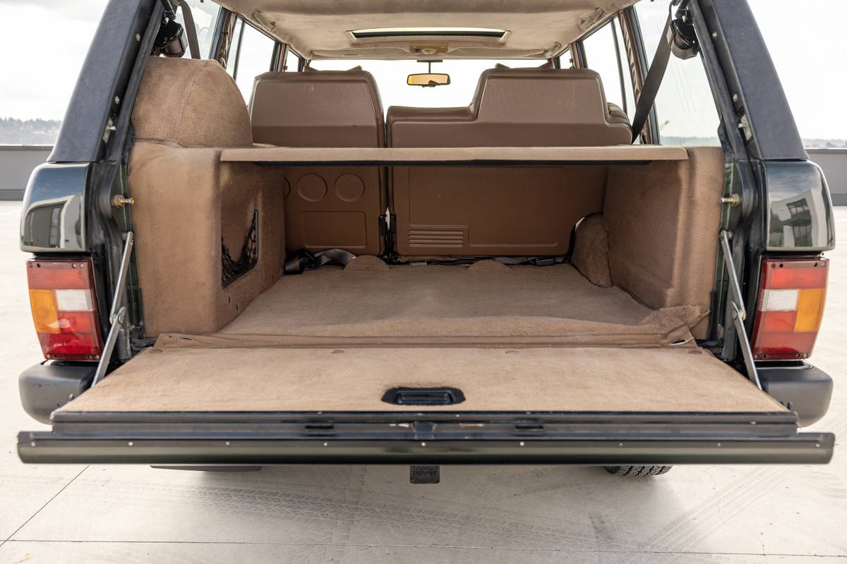 Range-rover-county-lwb-1993-green-16